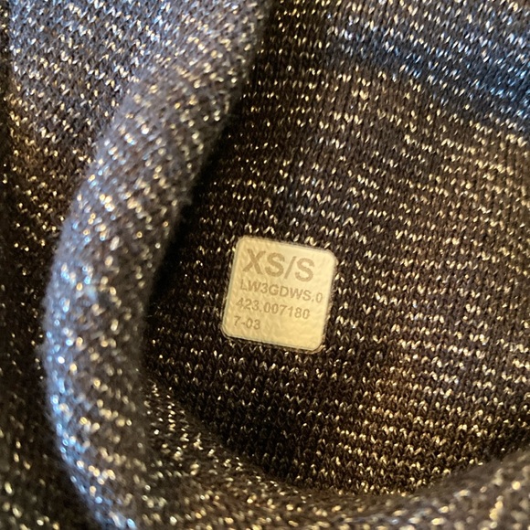 Lululemon halfzip hoodie - Picture 9 of 10